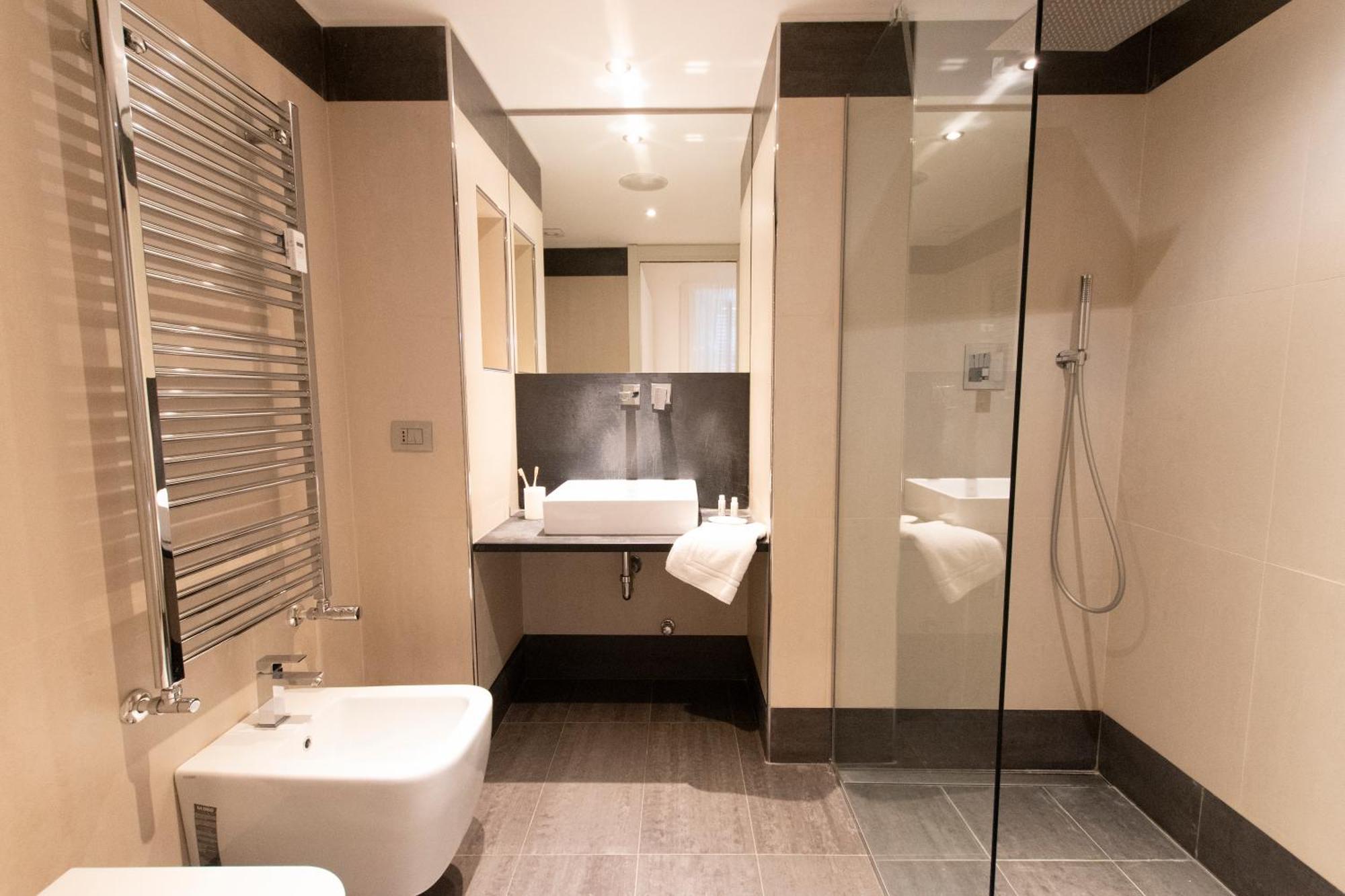 Luxury Apartment - Bramante 7 Mediolan Zewnętrze zdjęcie